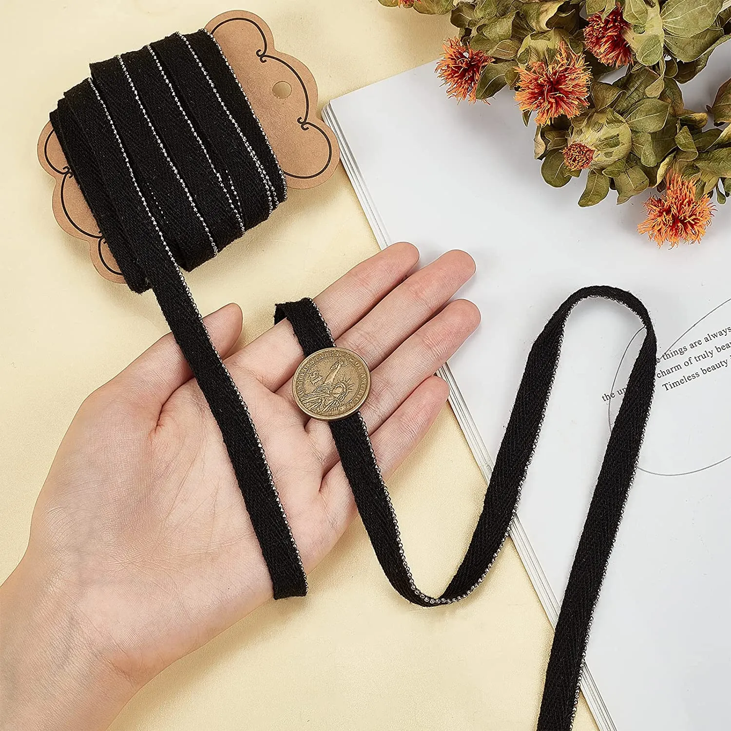 10 Yards 11.5 mm Black Cord-Edge Piping Trim Lip Cord Trim, Piping Trim with Metal Beas, for Sewing Clothing Pillows Lamps Draperies