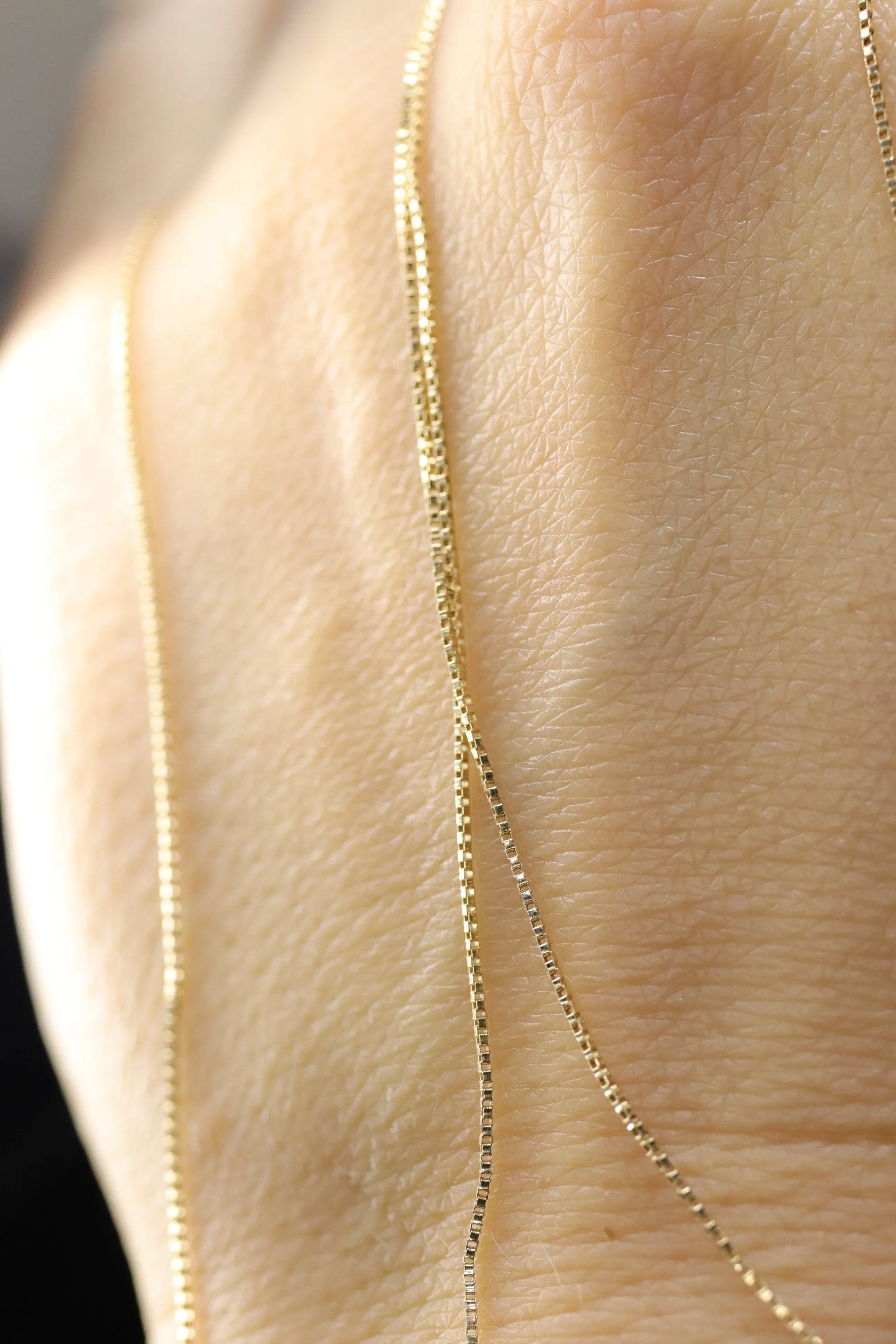 14k dainty Box chain necklace. 14k GOLD Box Chain necklace. 31in 1.3grams 1mm wide