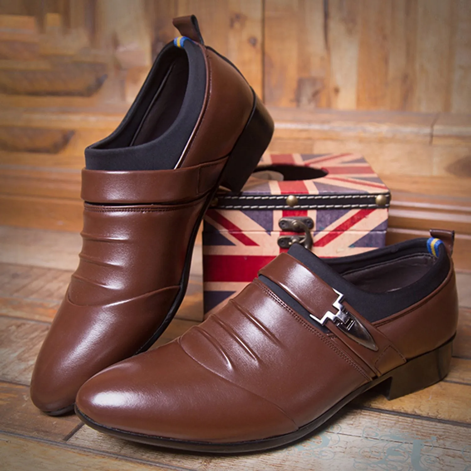 British Fashion Wedding Flats Shoes Luxury Oxfords Leather Casual Men's Business Suits Men Dress Shoes Artificial Affairs