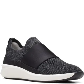 Clarks Un Rio Knit  Shoes
