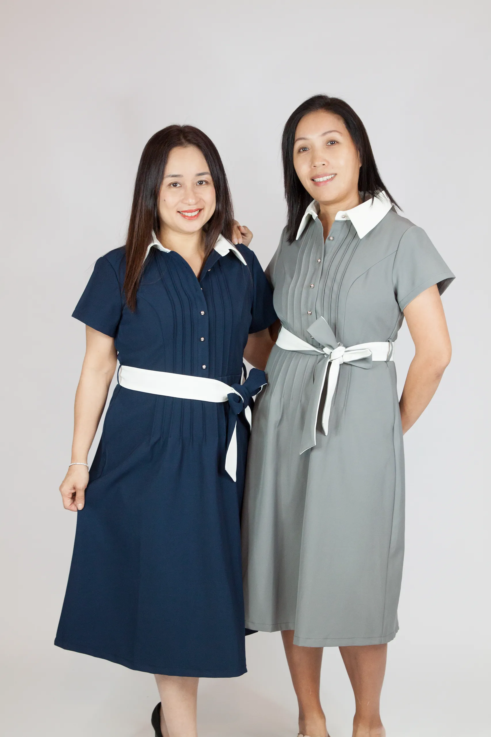 Contrast Collar And Belt Dress