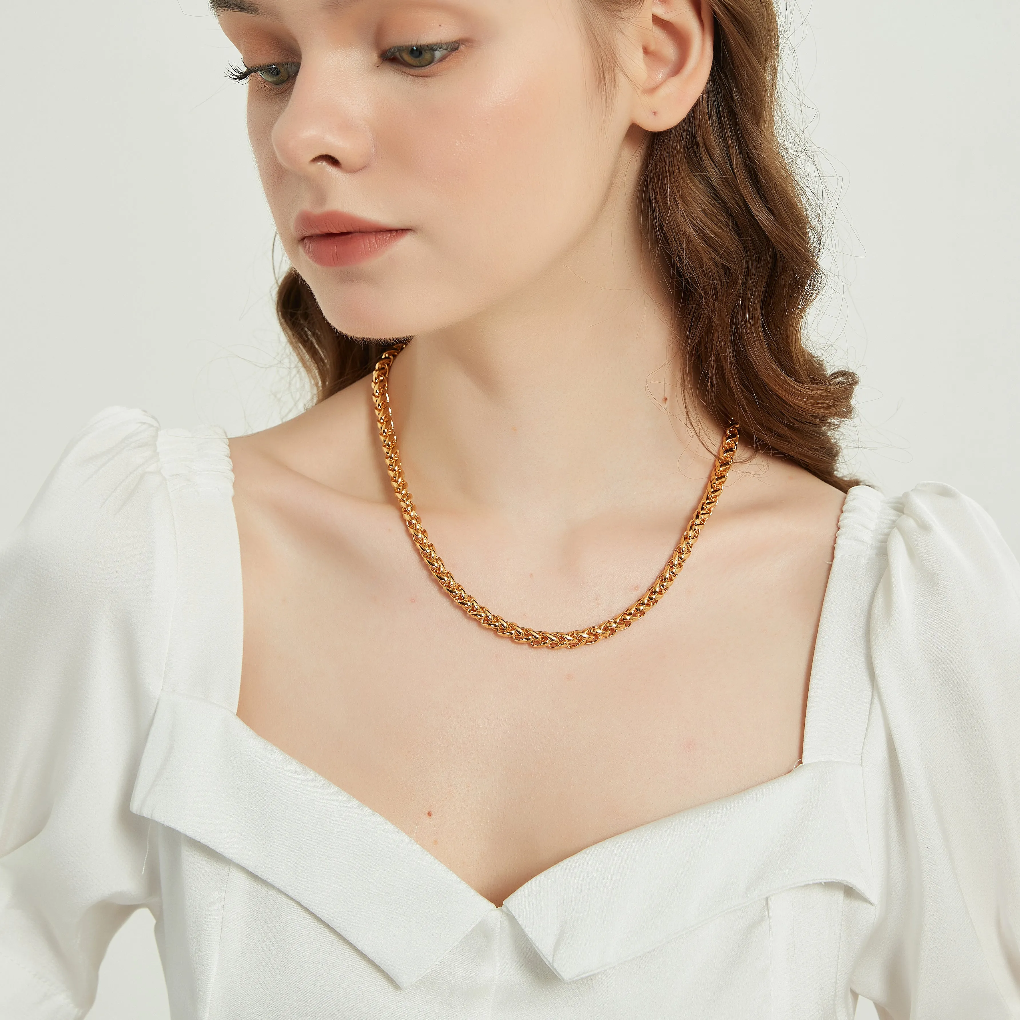 Ella gold rolo link chain statement necklace