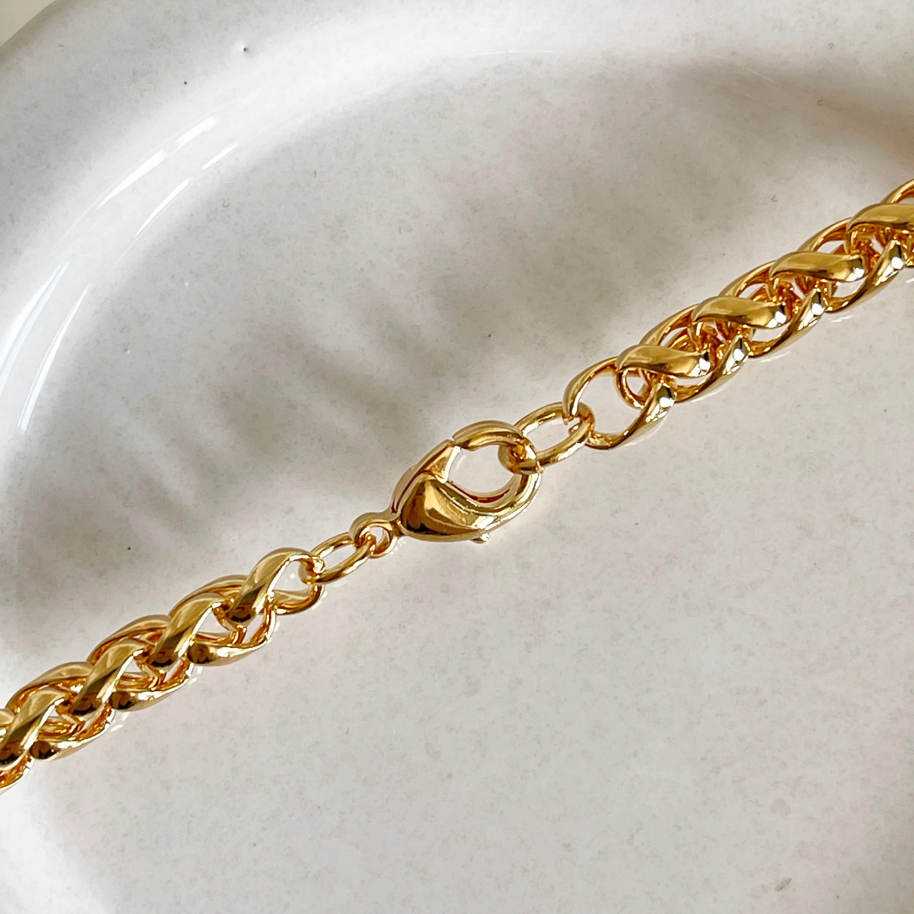 Ella gold rolo link chain statement necklace