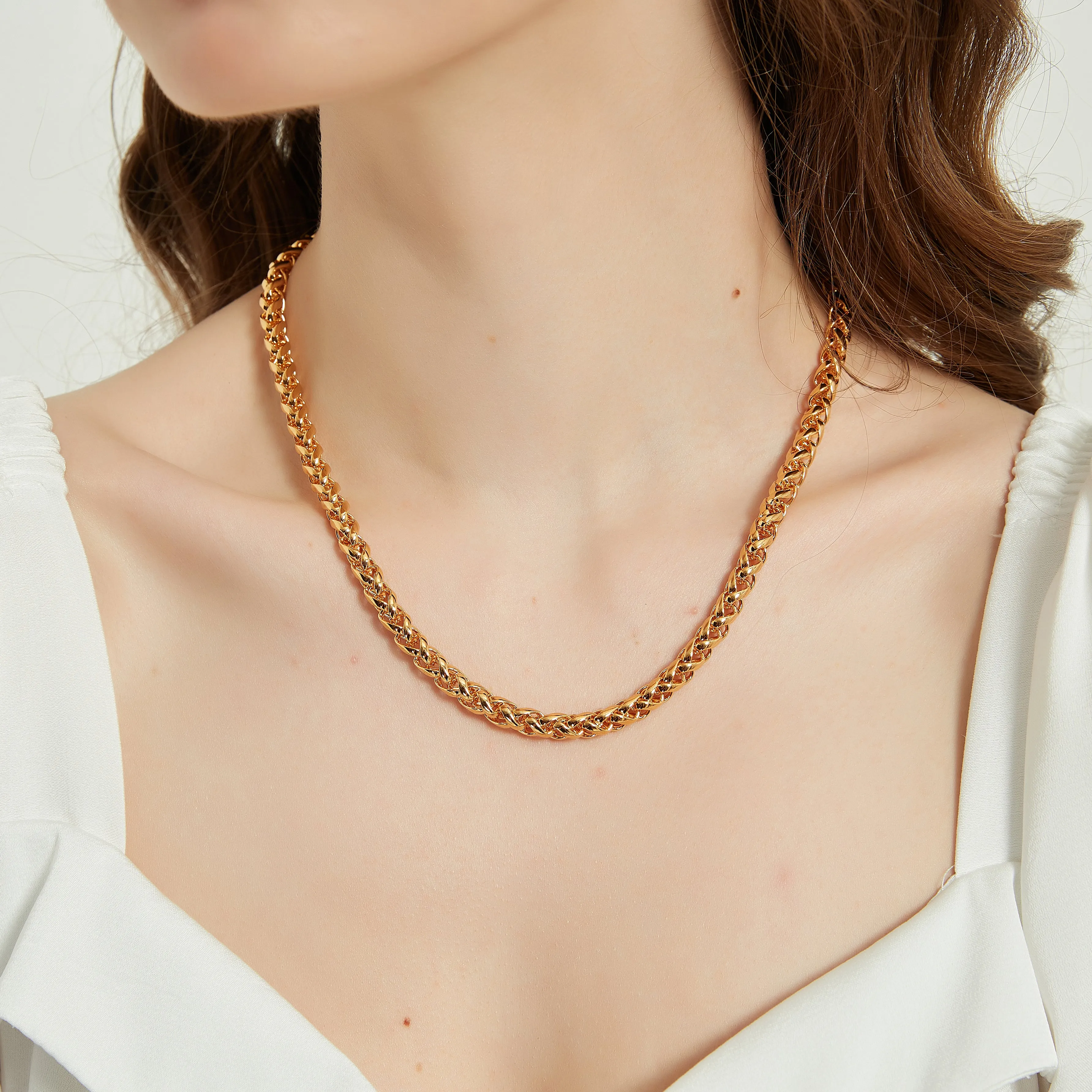 Ella gold rolo link chain statement necklace