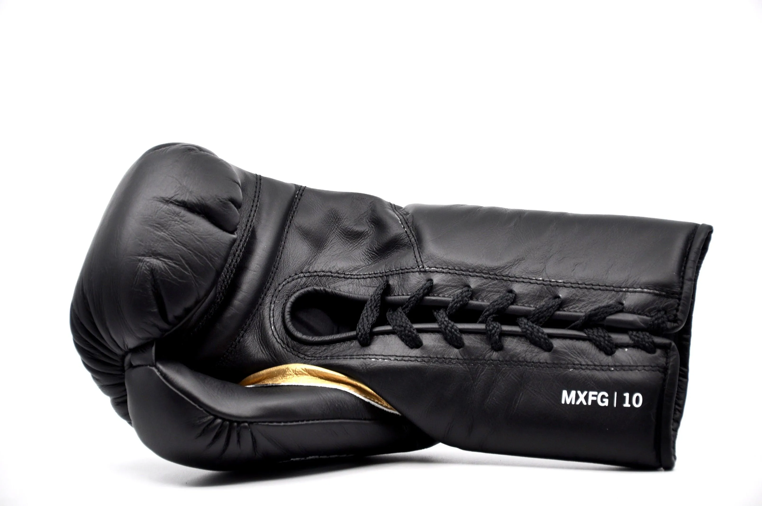 Everlast MX2 fight glove