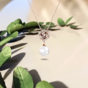 Flower Blush Necklace Embellished with SWAROVSKI® Pearls in Rose Gold