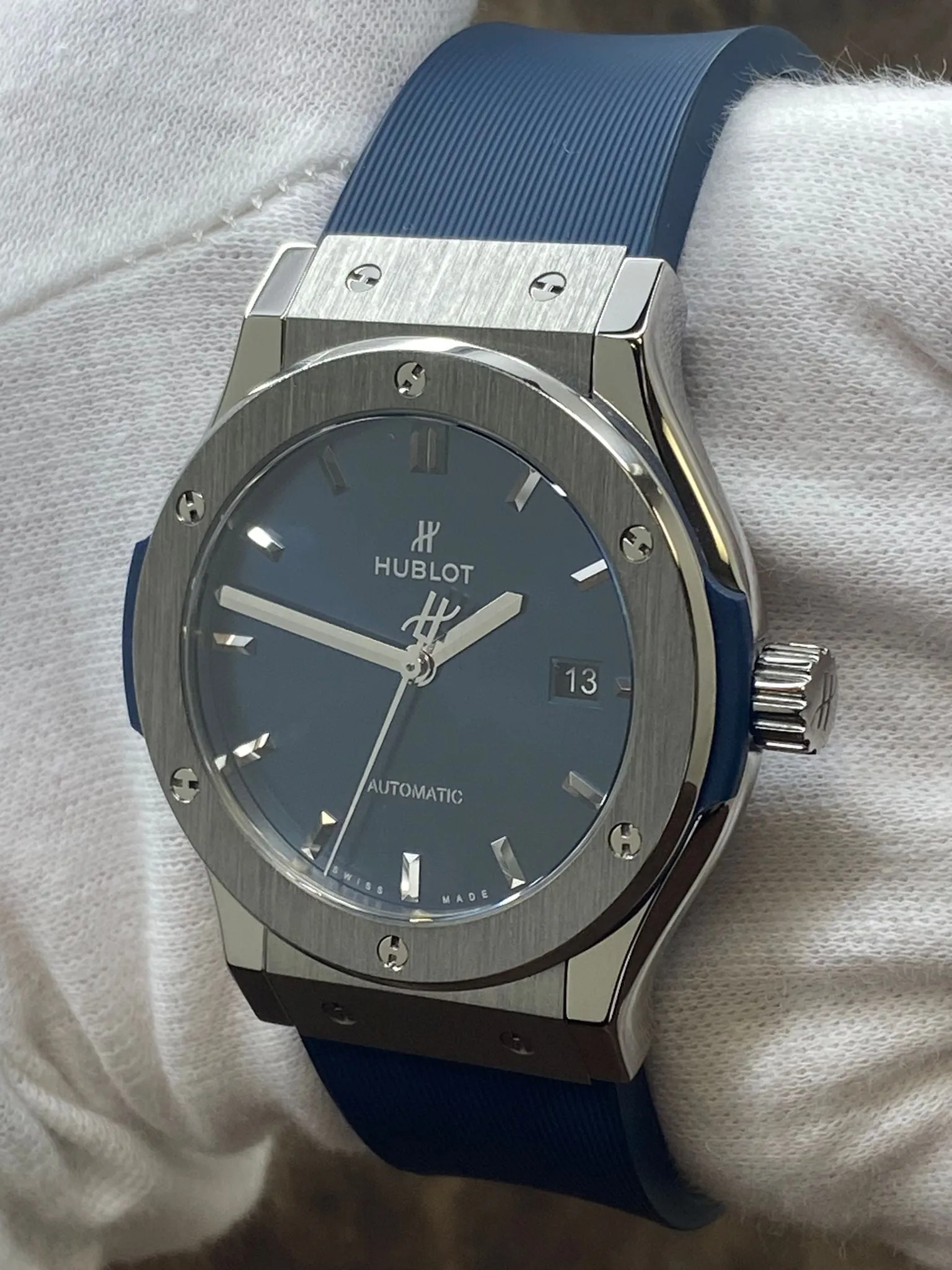 Hublot Classic Fusion 45mm Titanium 511.NX.7170.LR Blue Dial Automatic Men's Watch