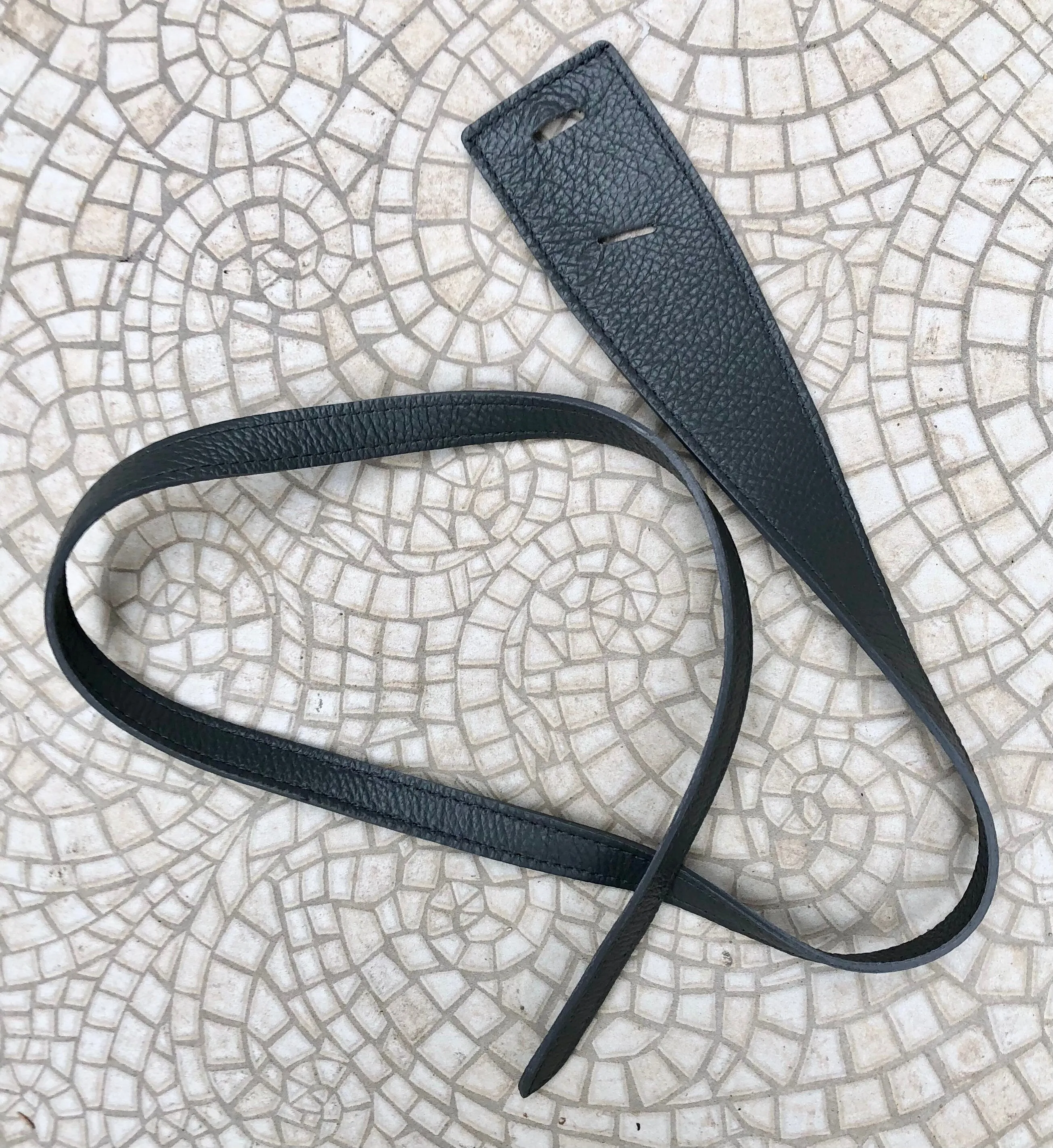 Obi belt in genuine leather. Wrap belt in GRAY. Waist belt in grey stong leather.Grey  wraparound belt. Natural leather 80s style belt