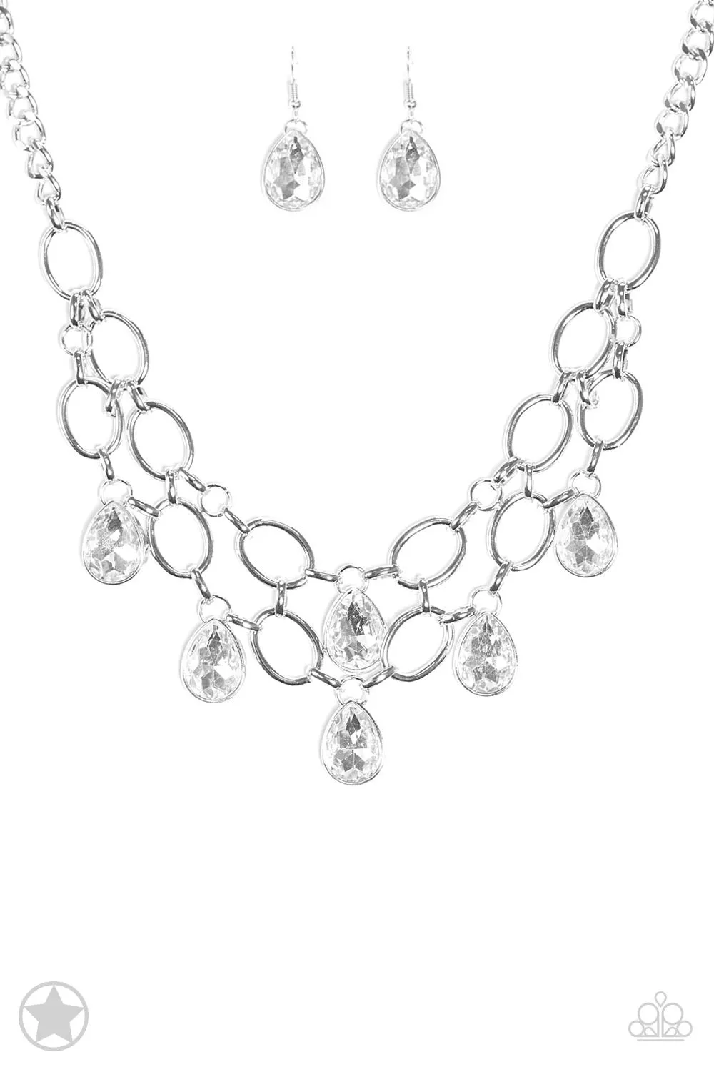 Paparazzi Show-Stopping Shimmer - White Necklace  P2RE-WTXX-178XX