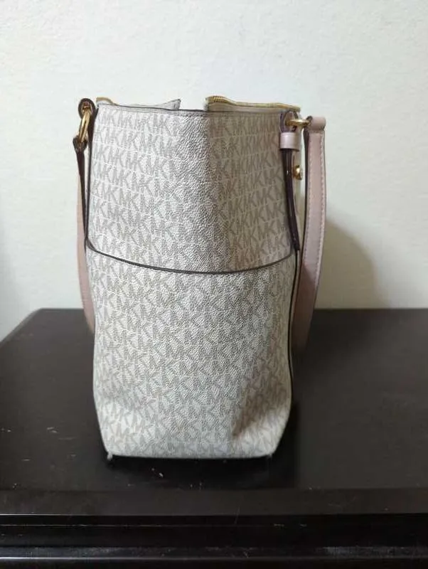 Sullivan Large Logo Top-Zip Tote Bag