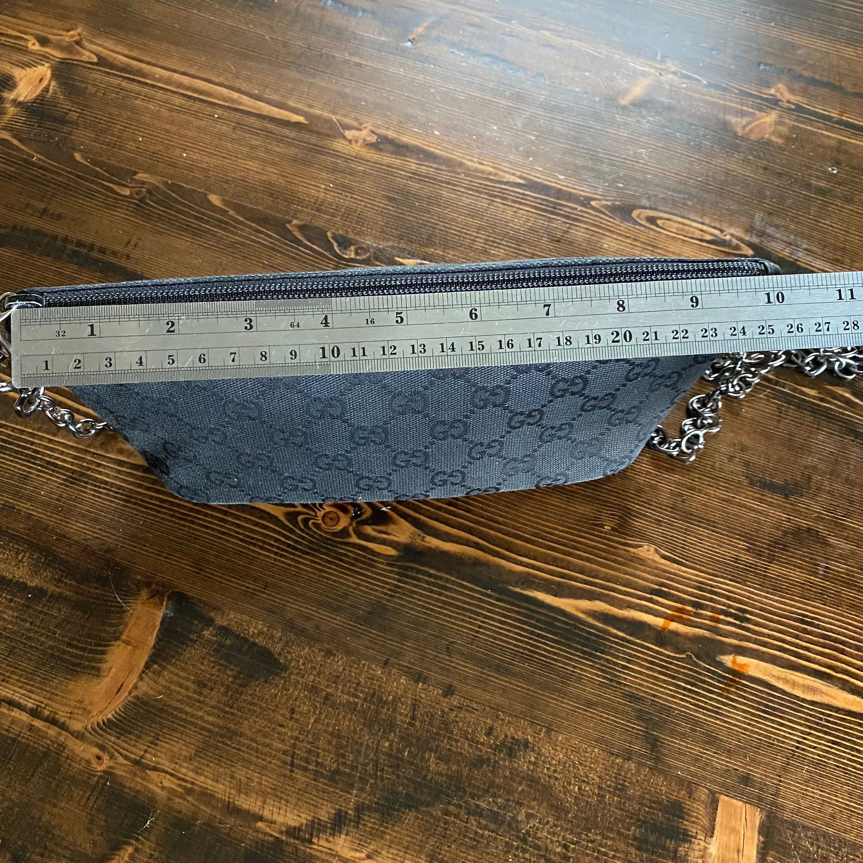 The Junco - Vintage GG Canvas in Black Crossbody