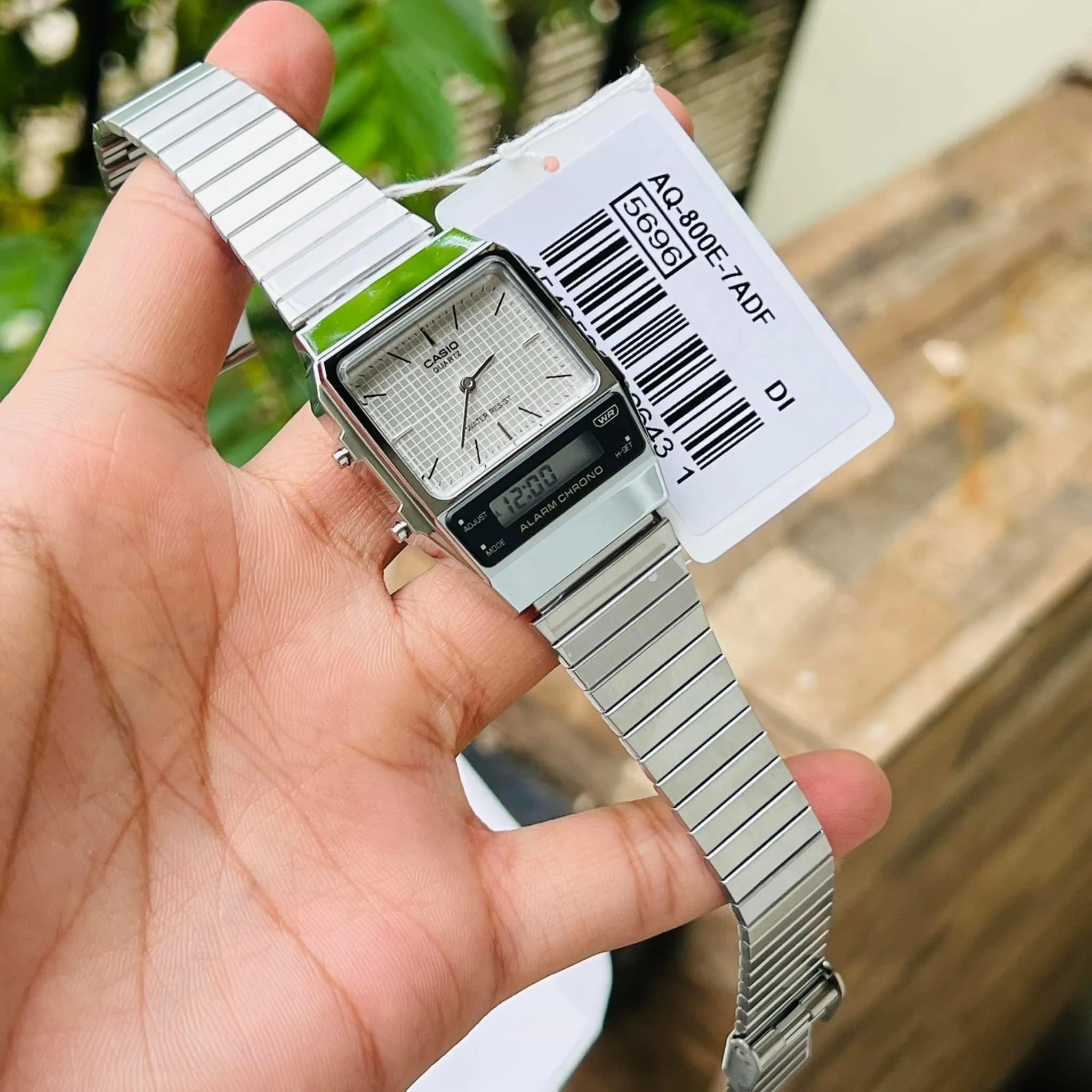 WW2090 Casio Vintage Dual Time Silver Chain Watch AQ-800E-7ADF